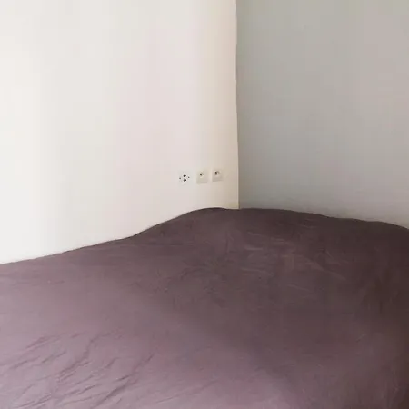Studio In The Heart Of - Canal Saint Martin